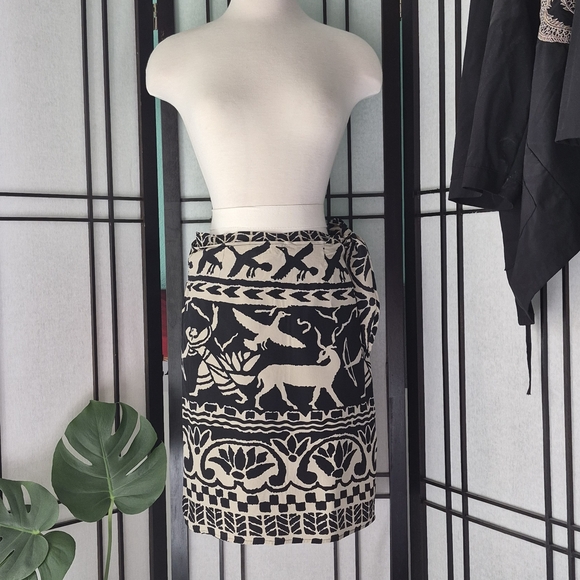 Silk Club Collection Dresses & Skirts - Silk Club Black and Cream 100% Silk Wrap Skirt